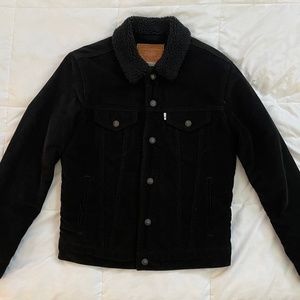 Levi’s Men’s Black Sherpa Trucker Jacket, LIKE NEW!